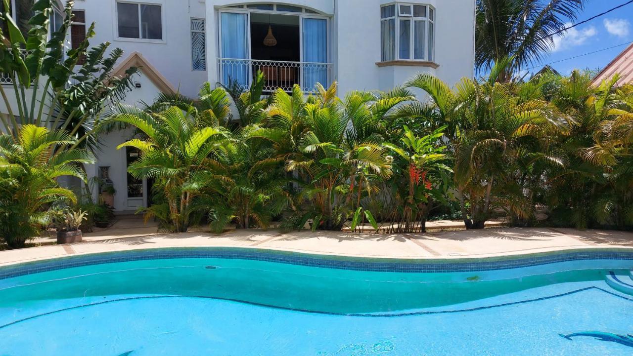 Tropical Palms Apartment Mauritius Pointe aux Canonniers Exterior foto